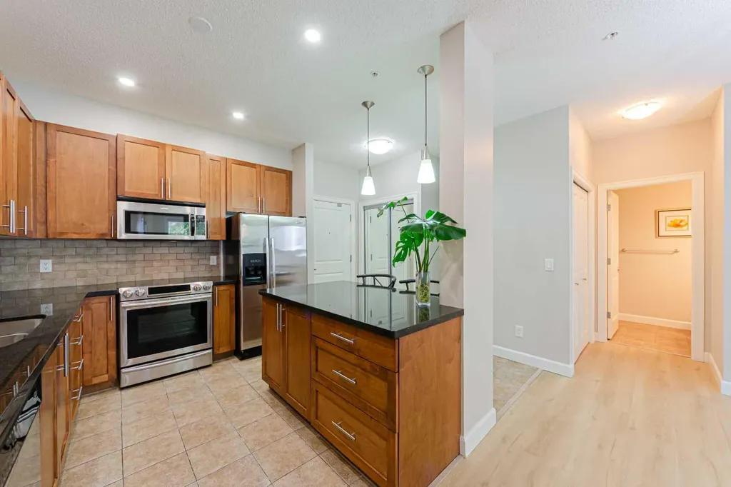 88 Arbour Lake Road NW Calgary AB T3G 0C2