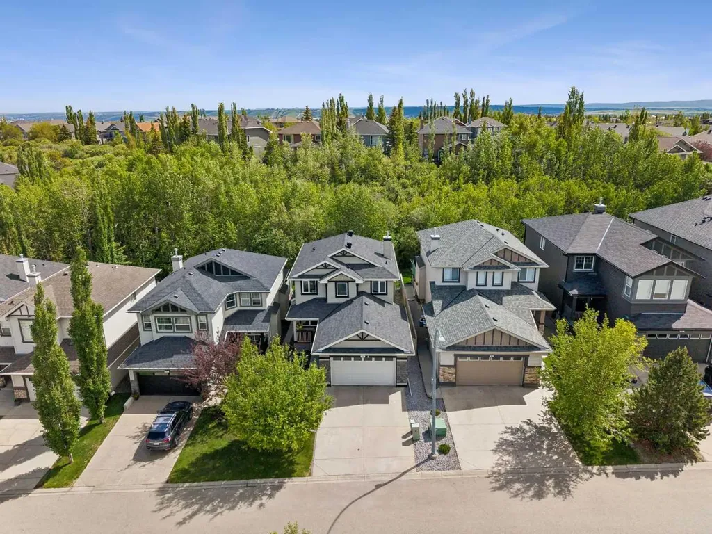 90 Royal Oak Grove NW Calgary AB T3G 5L8