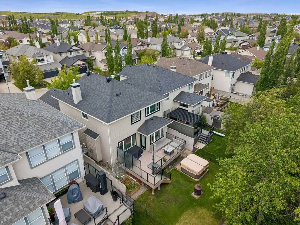 90 Royal Oak Grove NW Calgary AB T3G 5L8