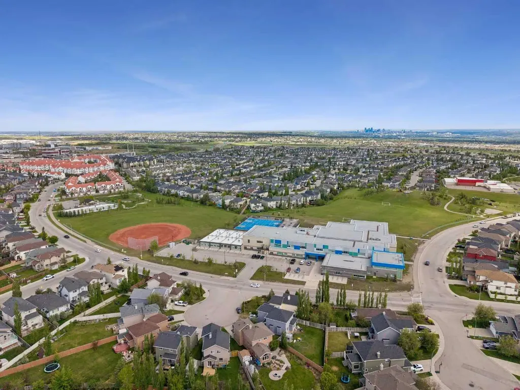 90 Royal Oak Grove NW Calgary AB T3G 5L8