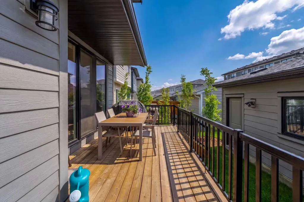 133 Treeline Avenue SW Calgary AB T2Y 0S1