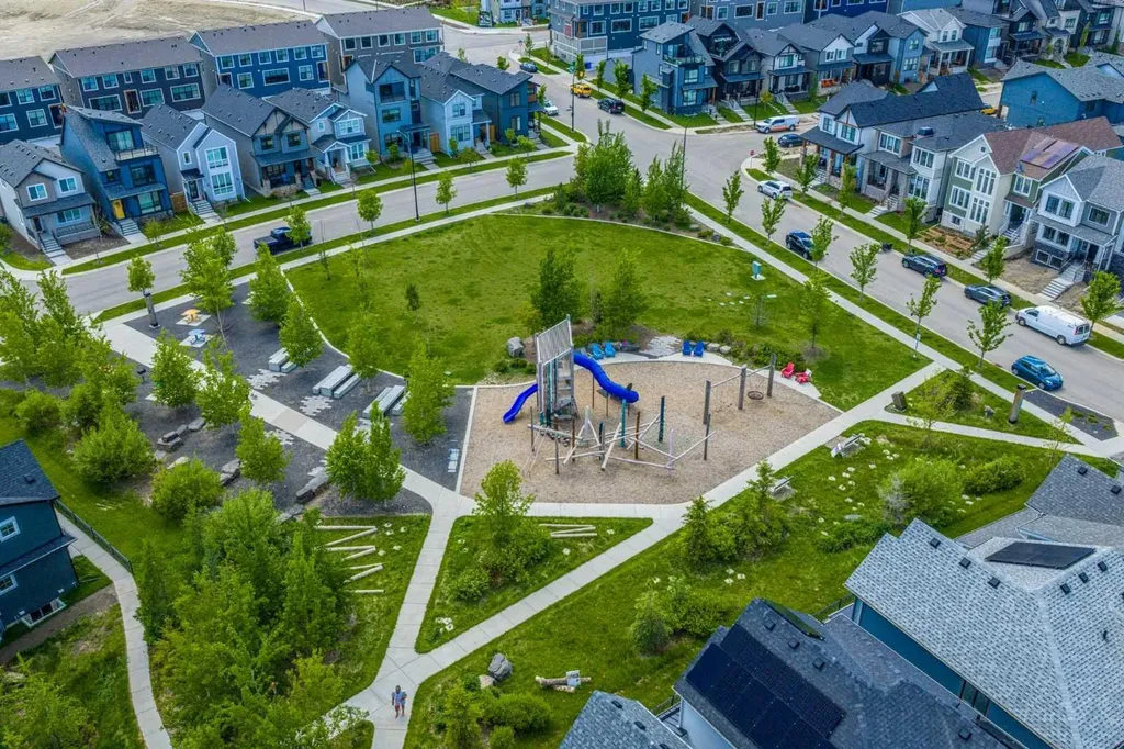 133 Treeline Avenue SW Calgary AB T2Y 0S1