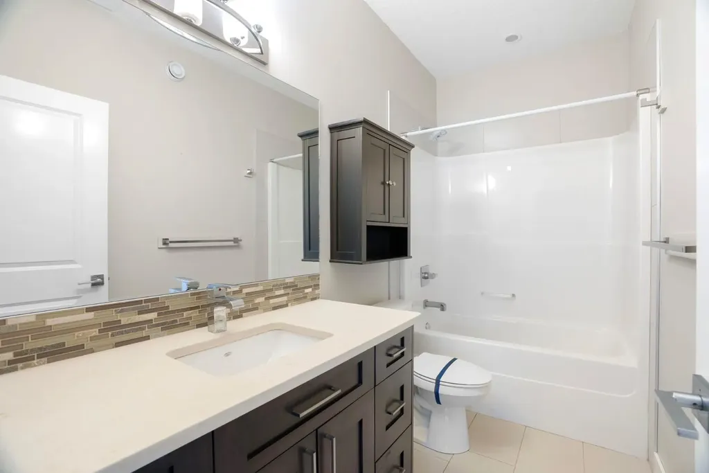 125 Amberwood Court Fort Mcmurray AB T9J1E3