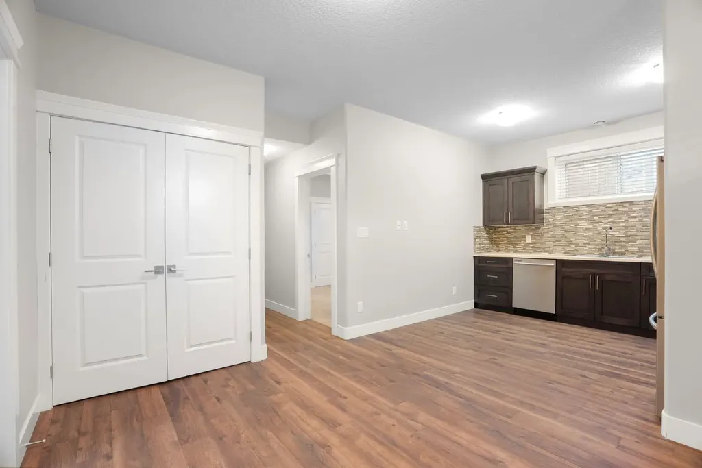 125 Amberwood Court Fort Mcmurray AB T9J1E3