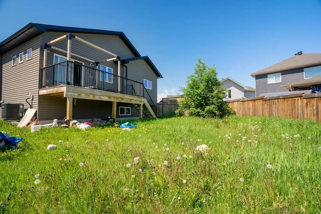 125 Amberwood Court Fort Mcmurray AB T9J1E3