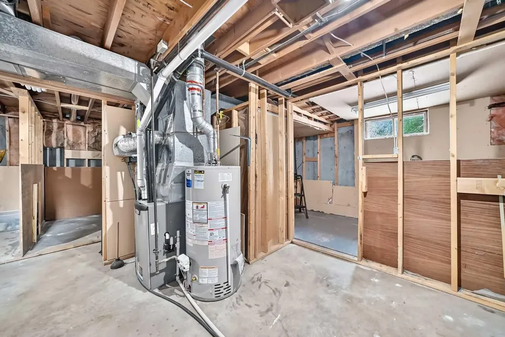 1404 Marlyn Way NE Calgary AB T2A 3K1