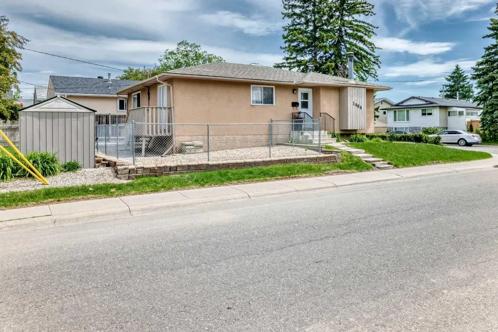 1404 Marlyn Way NE Calgary AB T2A 3K1