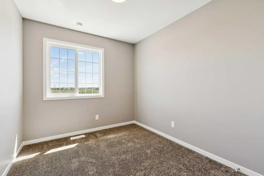 25 Hotchkiss Road SE Calgary AB T3S 0T8