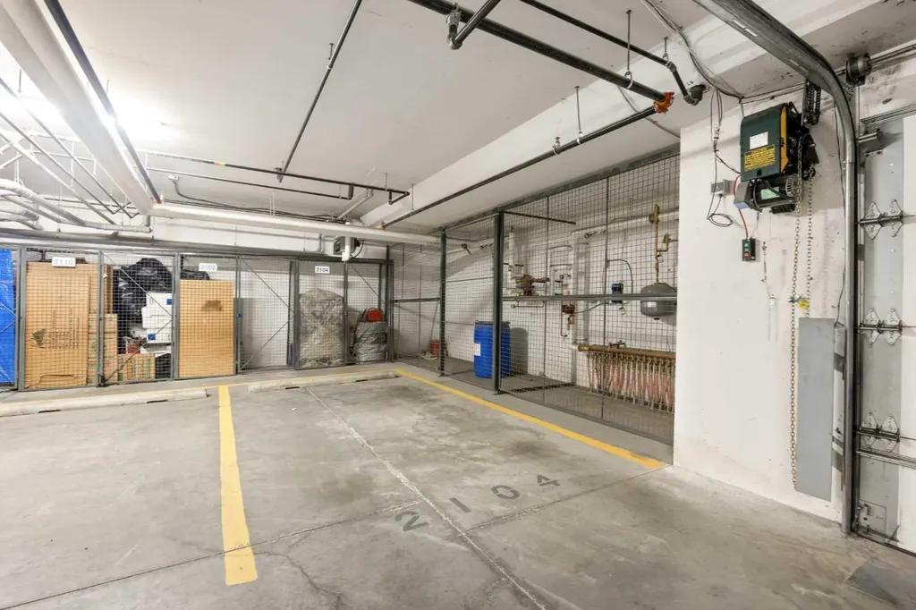 55 Lucas Way NW Calgary AB T3P 2C7