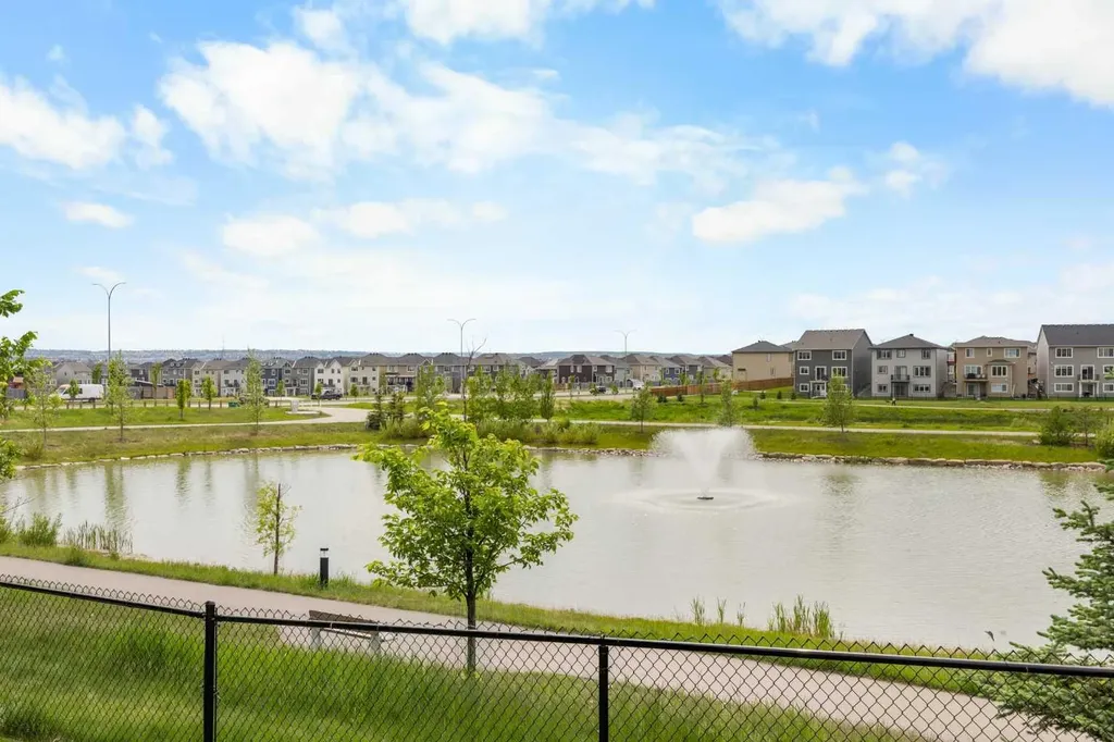 55 Lucas Way NW Calgary AB T3P 2C7