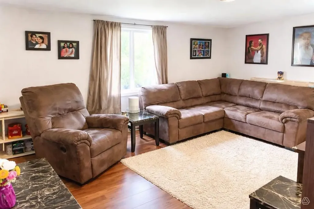 32 River Valley Estates Whitecourt AB T7S1J7