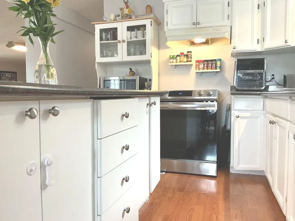 32 River Valley Estates Whitecourt AB T7S1J7