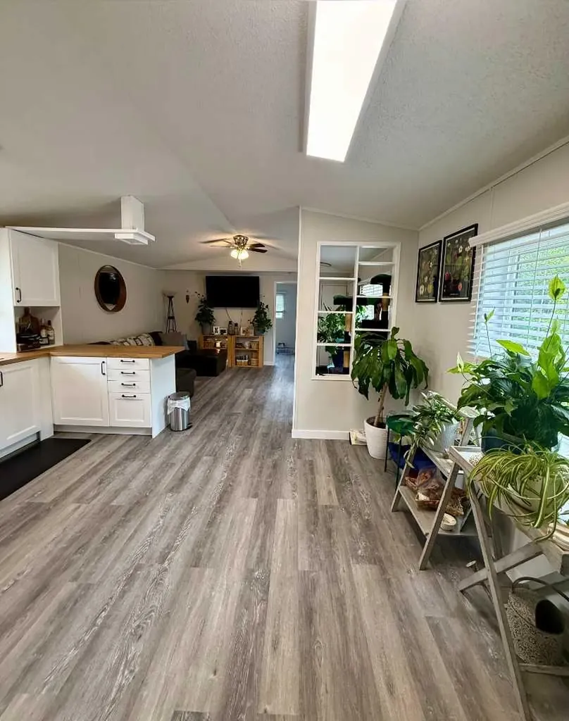 517 5 Street NW Sundre AB T0M1X0