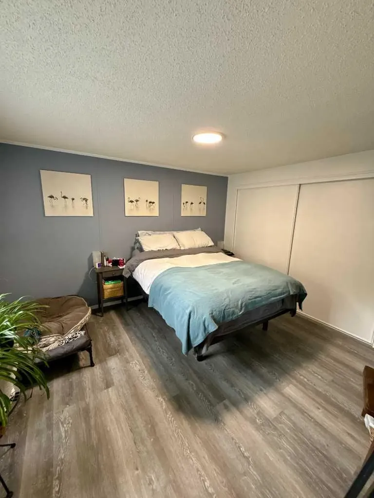 517 5 Street NW Sundre AB T0M1X0
