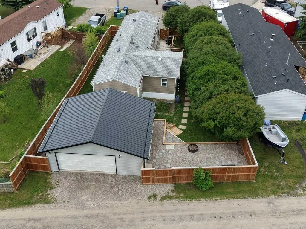 517 5 Street NW Sundre AB T0M1X0