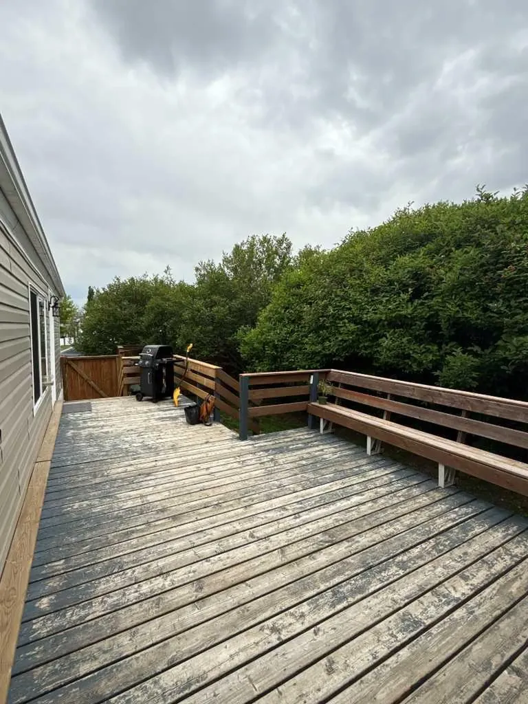517 5 Street NW Sundre AB T0M1X0
