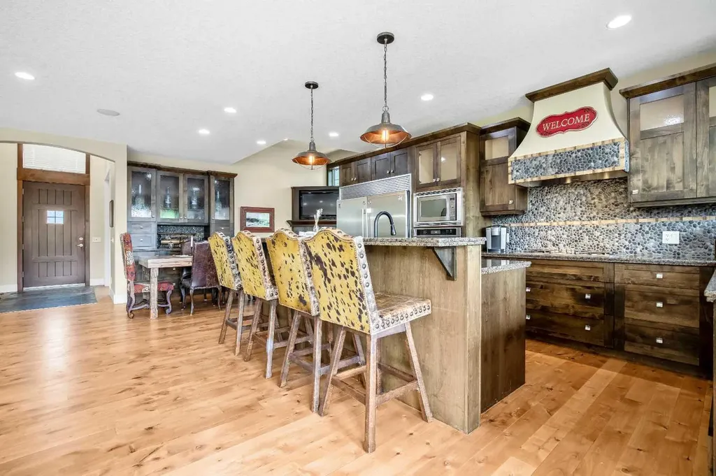 150 Cimarron Drive Okotoks AB T1S2P3