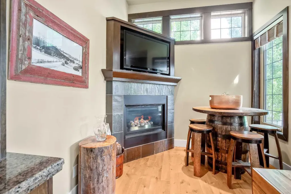 150 Cimarron Drive Okotoks AB T1S2P3