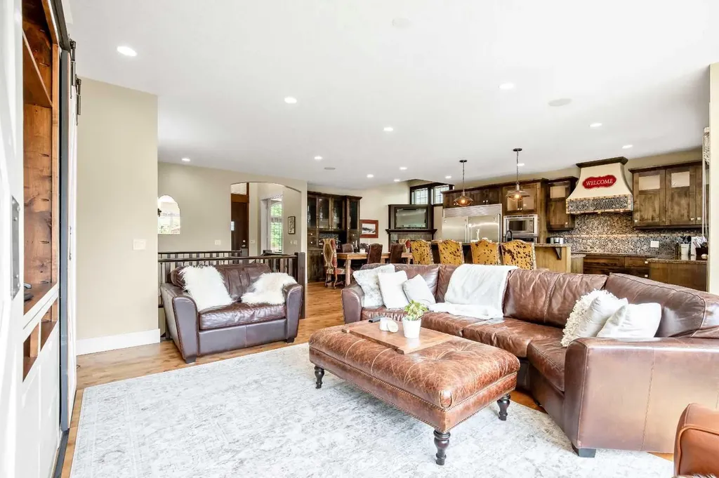 150 Cimarron Drive Okotoks AB T1S2P3