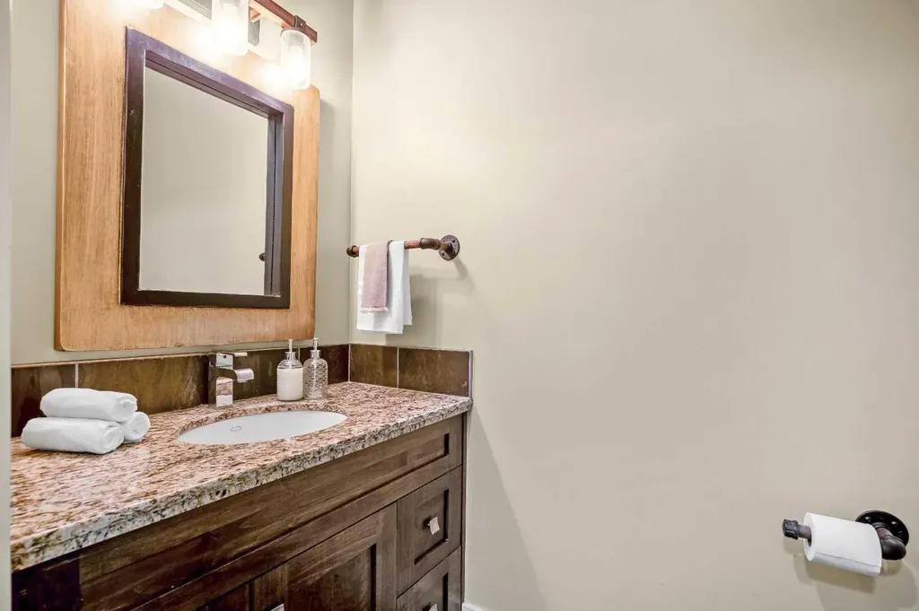 150 Cimarron Drive Okotoks AB T1S2P3