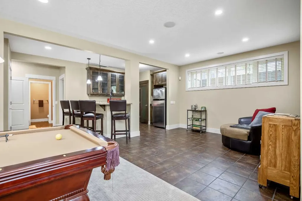 150 Cimarron Drive Okotoks AB T1S2P3
