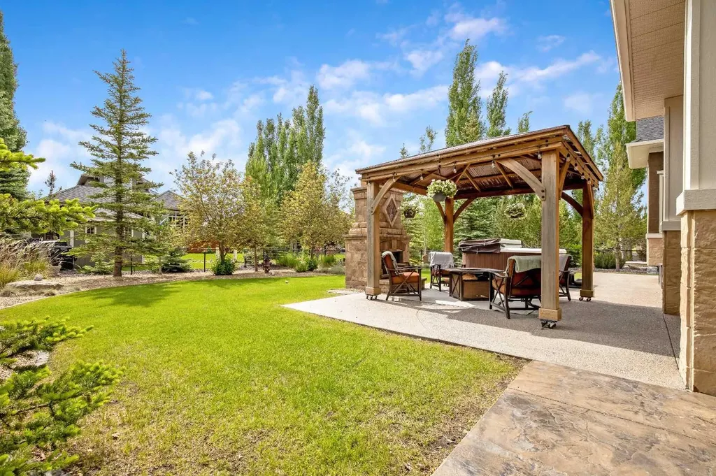 150 Cimarron Drive Okotoks AB T1S2P3
