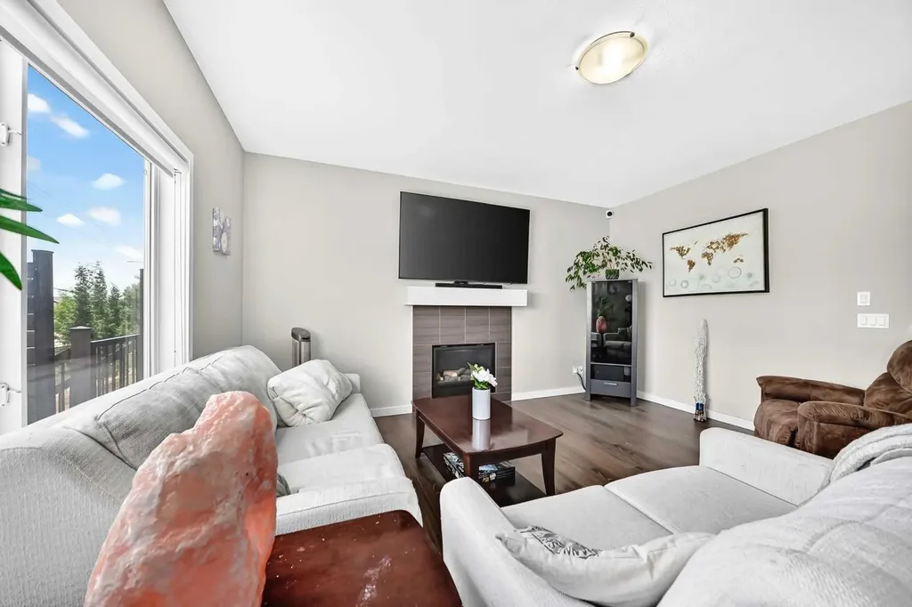 125 Bayside Loop SW Airdrie AB T4B 3E5