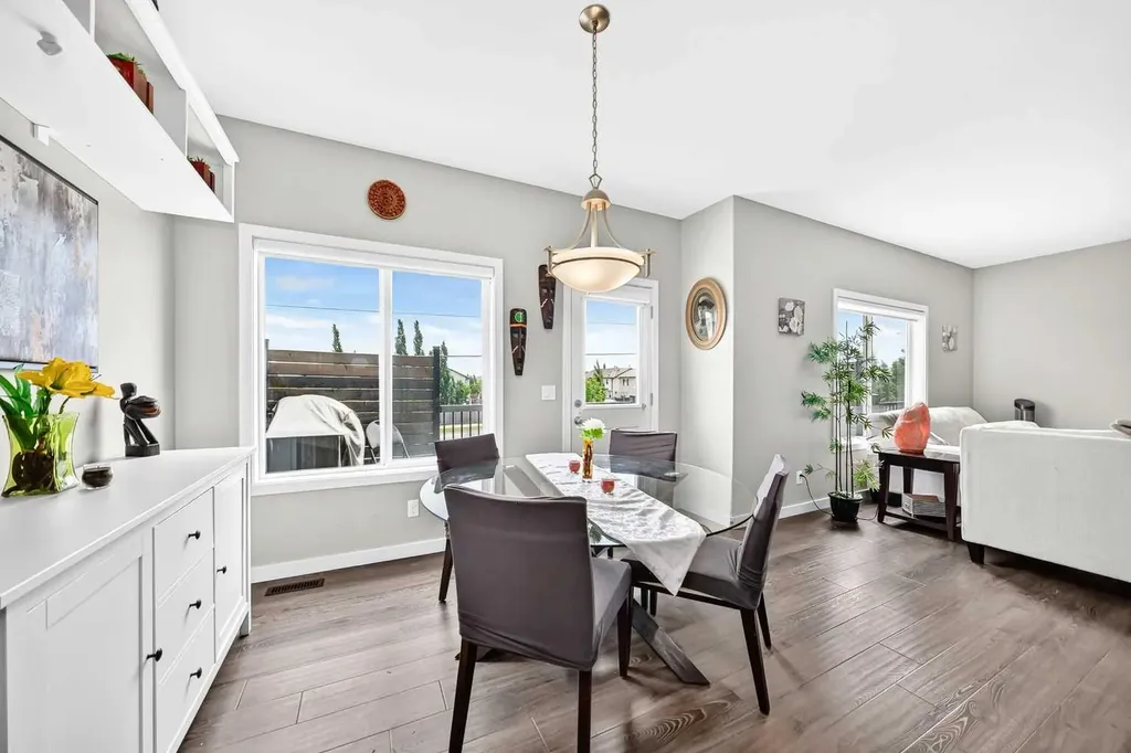 125 Bayside Loop SW Airdrie AB T4B 3E5