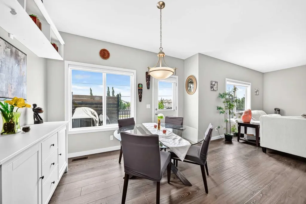 125 Bayside Loop SW Airdrie AB T4B 3E5