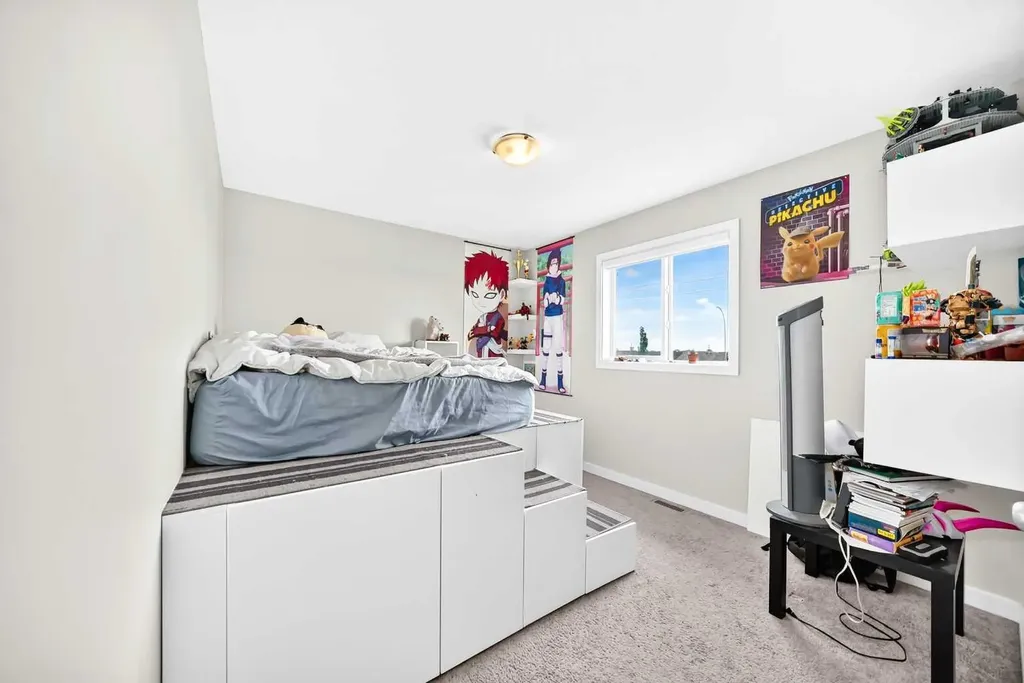 125 Bayside Loop SW Airdrie AB T4B 3E5