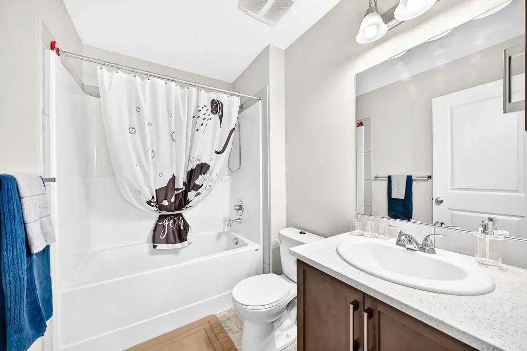 125 Bayside Loop SW Airdrie AB T4B 3E5