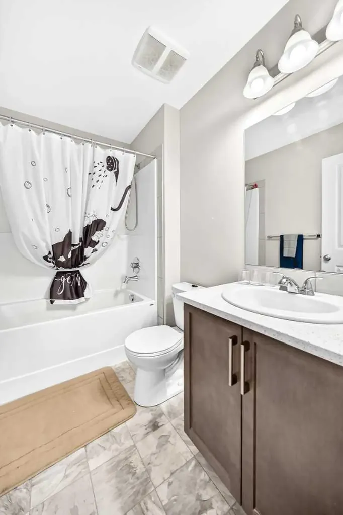 125 Bayside Loop SW Airdrie AB T4B 3E5