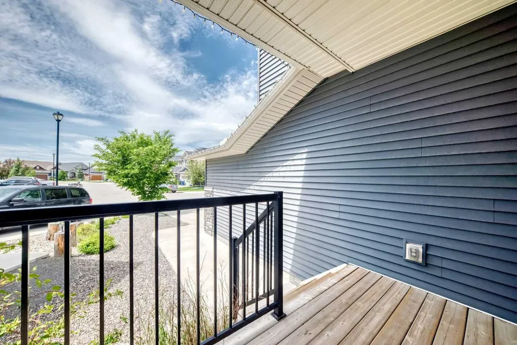 125 Bayside Loop SW Airdrie AB T4B 3E5