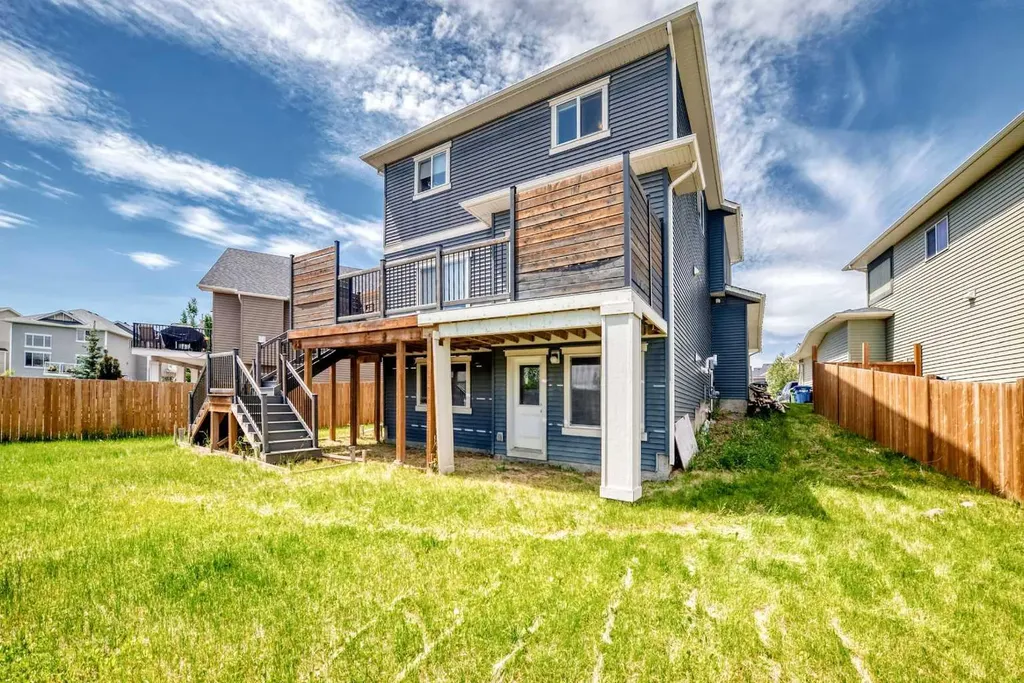 125 Bayside Loop SW Airdrie AB T4B 3E5