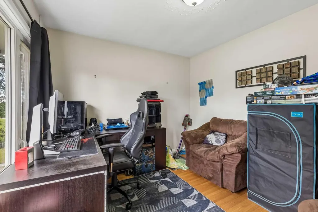 1232 Danloe Street NE Calgary AB T2E8X6