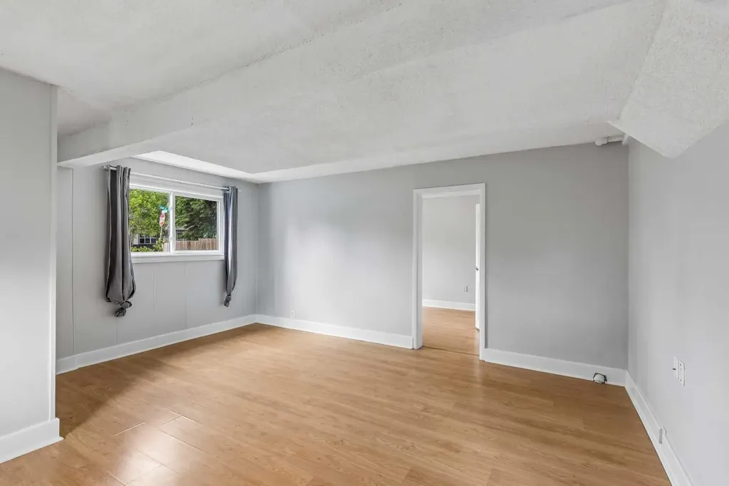 1232 Danloe Street NE Calgary AB T2E8X6