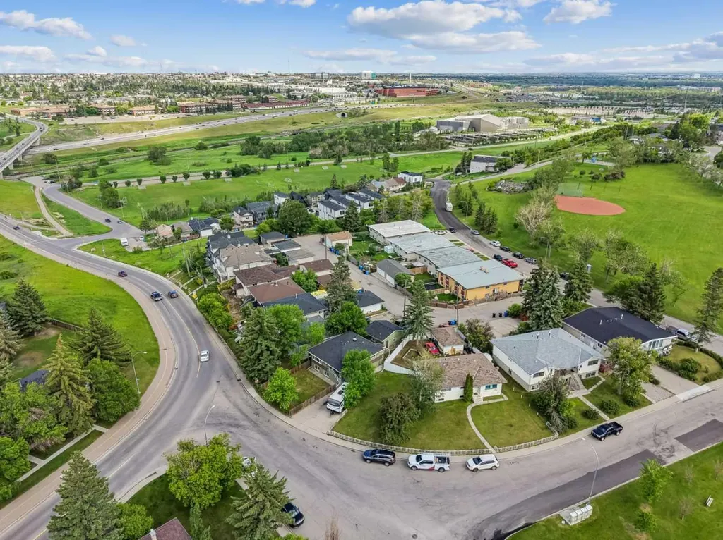 1232 Danloe Street NE Calgary AB T2E8X6