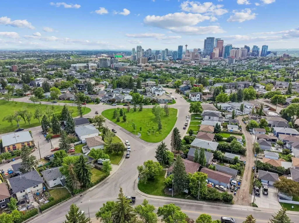 1232 Danloe Street NE Calgary AB T2E8X6