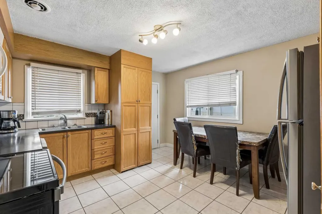 1232 Danloe Street NE Calgary AB T2E8X6