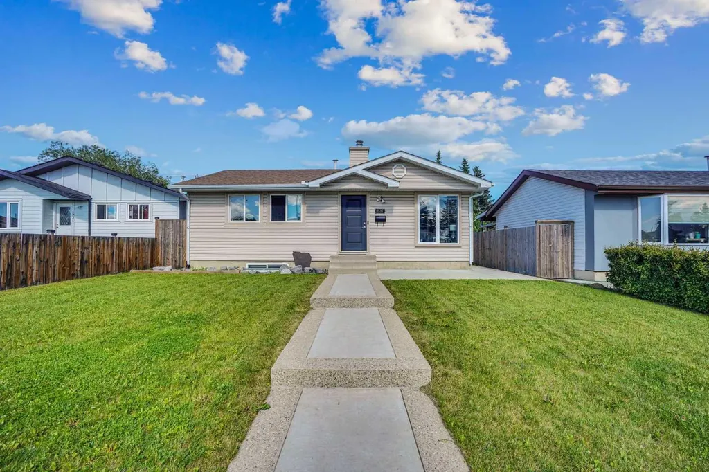 1527 Maitland Drive NE Calgary AB T2A 5V2