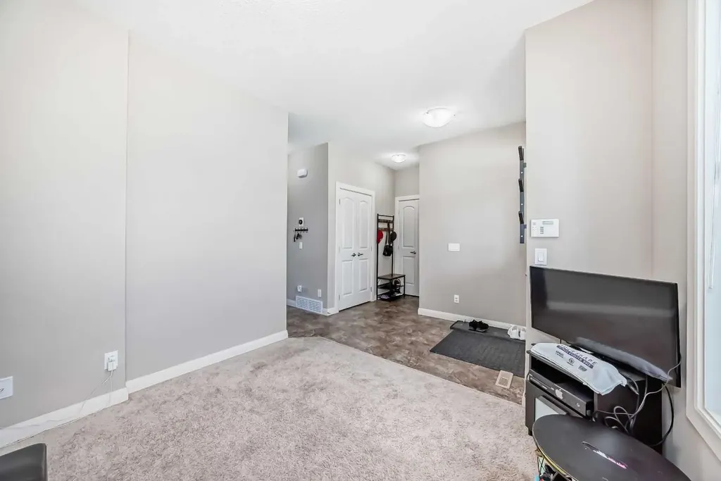 176 Evanspark Gardens Calgary AB T3P0G7