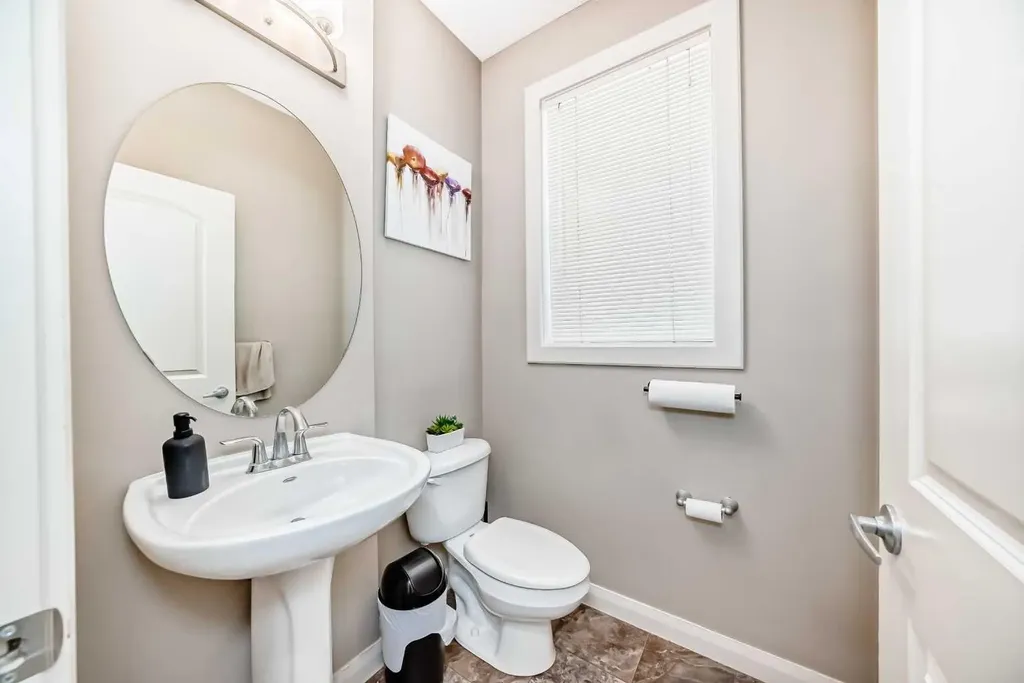 176 Evanspark Gardens Calgary AB T3P0G7