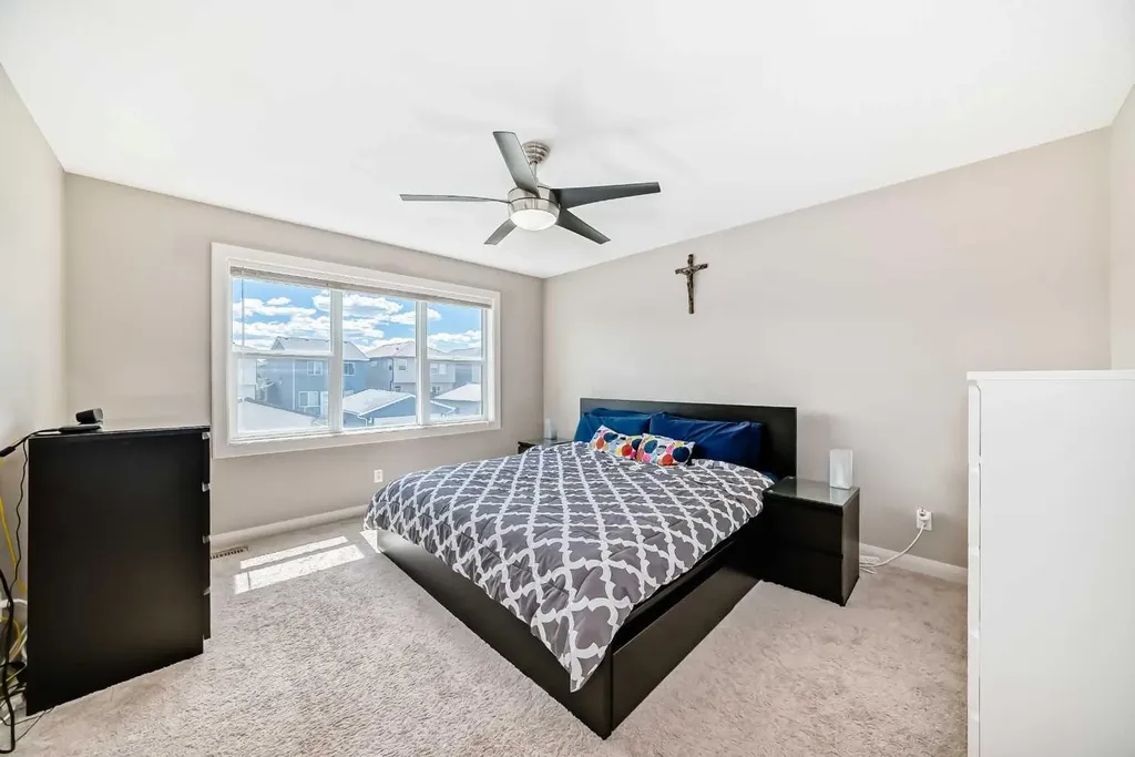 176 Evanspark Gardens Calgary AB T3P0G7