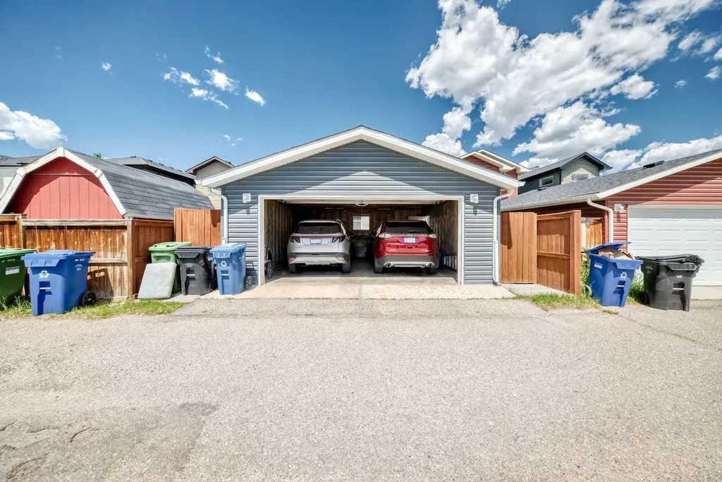 176 Evanspark Gardens Calgary AB T3P0G7
