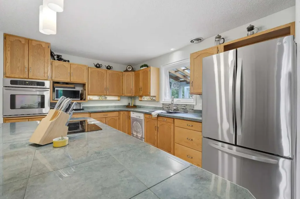 5413 46 Street Rimbey AB T0C 2J0