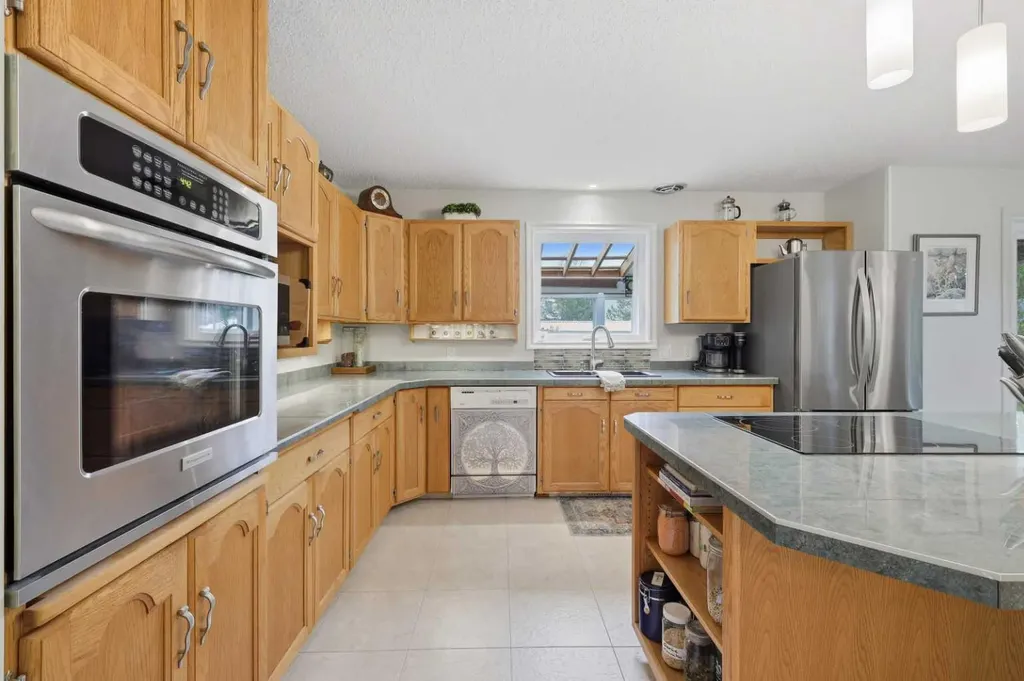 5413 46 Street Rimbey AB T0C 2J0