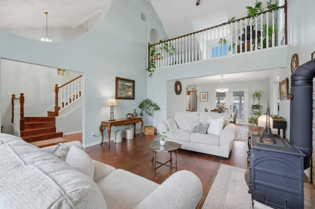 5413 46 Street Rimbey AB T0C 2J0