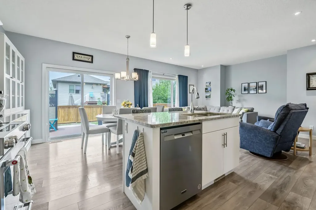140 Wildrose Drive Strathmore AB T1P0G5