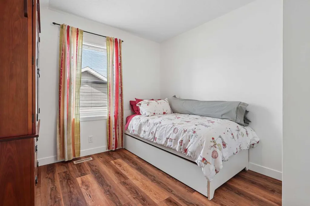 168 Heritage Road S Magrath AB T0K 1J0