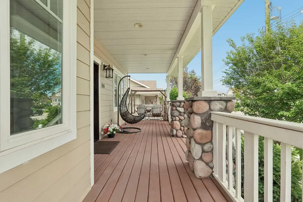 168 Heritage Road S Magrath AB T0K 1J0